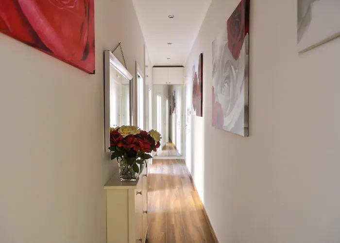 Lata Luxury Apartment